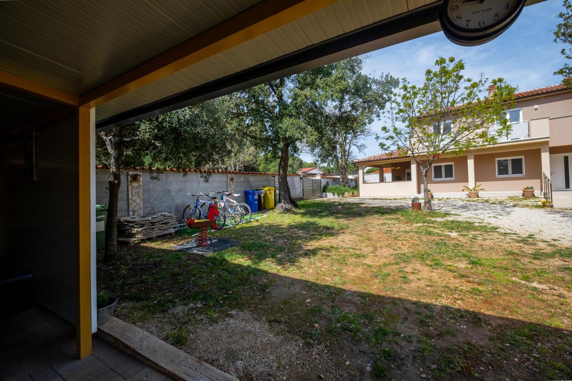 Vila Veronika 2 Pula Exteriör bild
